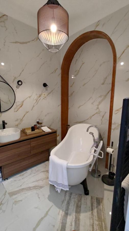 Aparatman Residence Rijeka Bagian luar foto